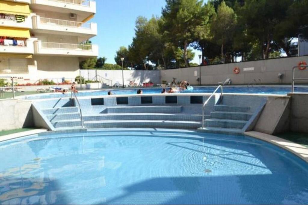 Sea View, Pool, Free Parking, Wifi, Port Aventura Apartment Salou Ngoại thất bức ảnh
