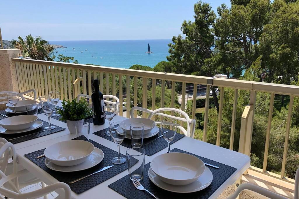 Sea View, Pool, Free Parking, Wifi, Port Aventura Apartment Salou Ngoại thất bức ảnh