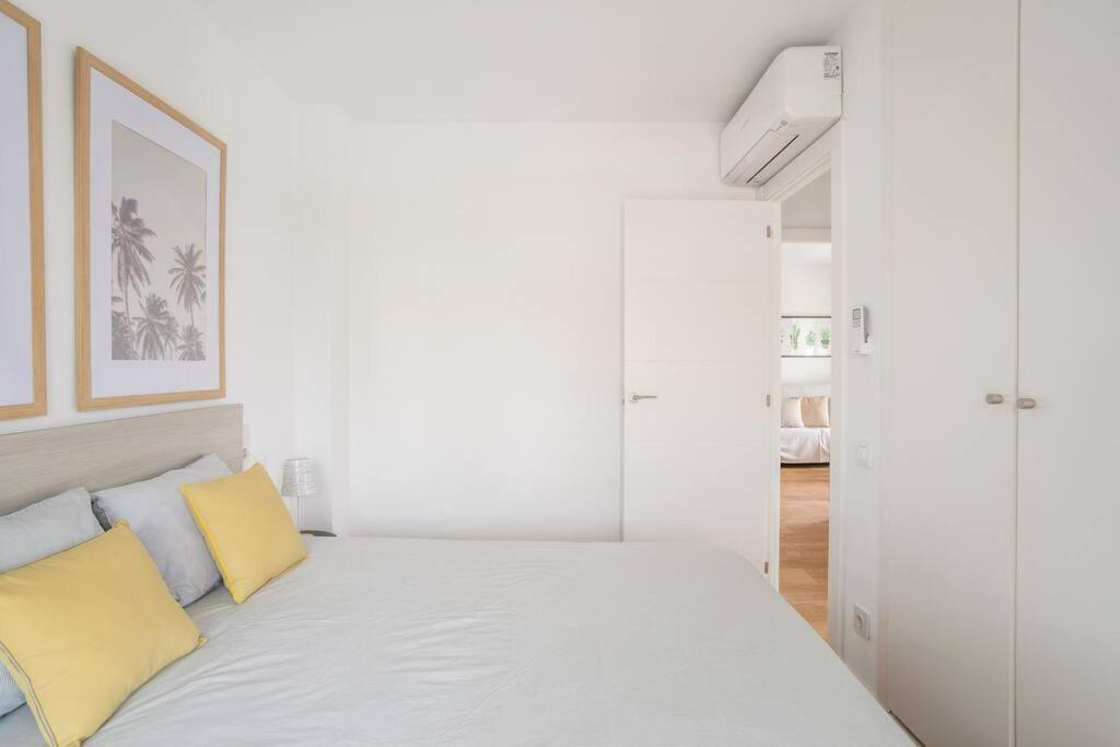 Sea View, Pool, Free Parking, Wifi, Port Aventura Apartment Salou Ngoại thất bức ảnh
