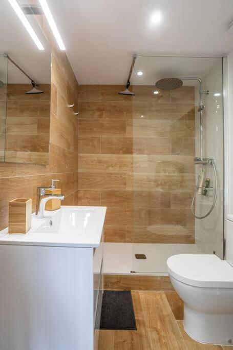 Sea View, Pool, Free Parking, Wifi, Port Aventura Apartment Salou Ngoại thất bức ảnh